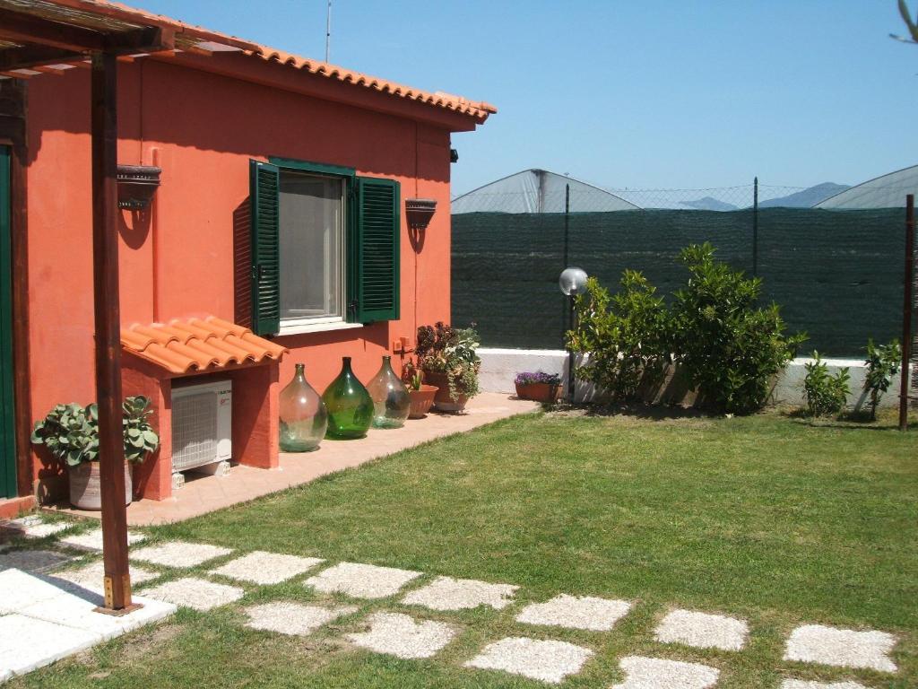 La Locanda Country House Borgo Montenero Buitenkant foto