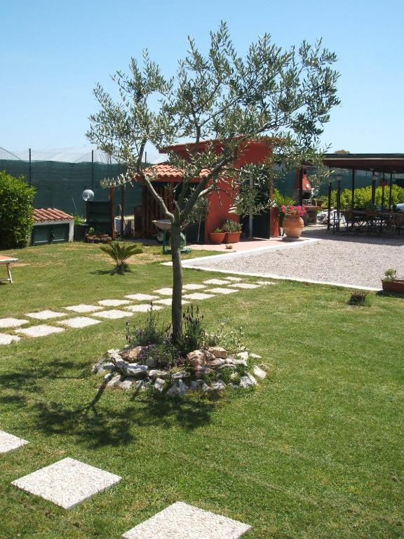 La Locanda Country House Borgo Montenero Buitenkant foto