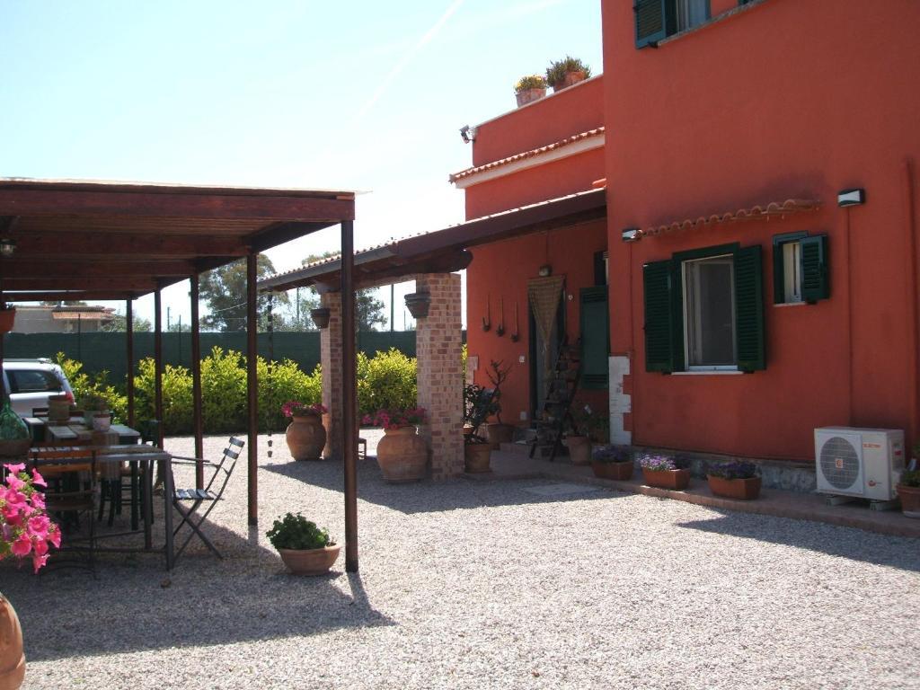 La Locanda Country House Borgo Montenero Buitenkant foto