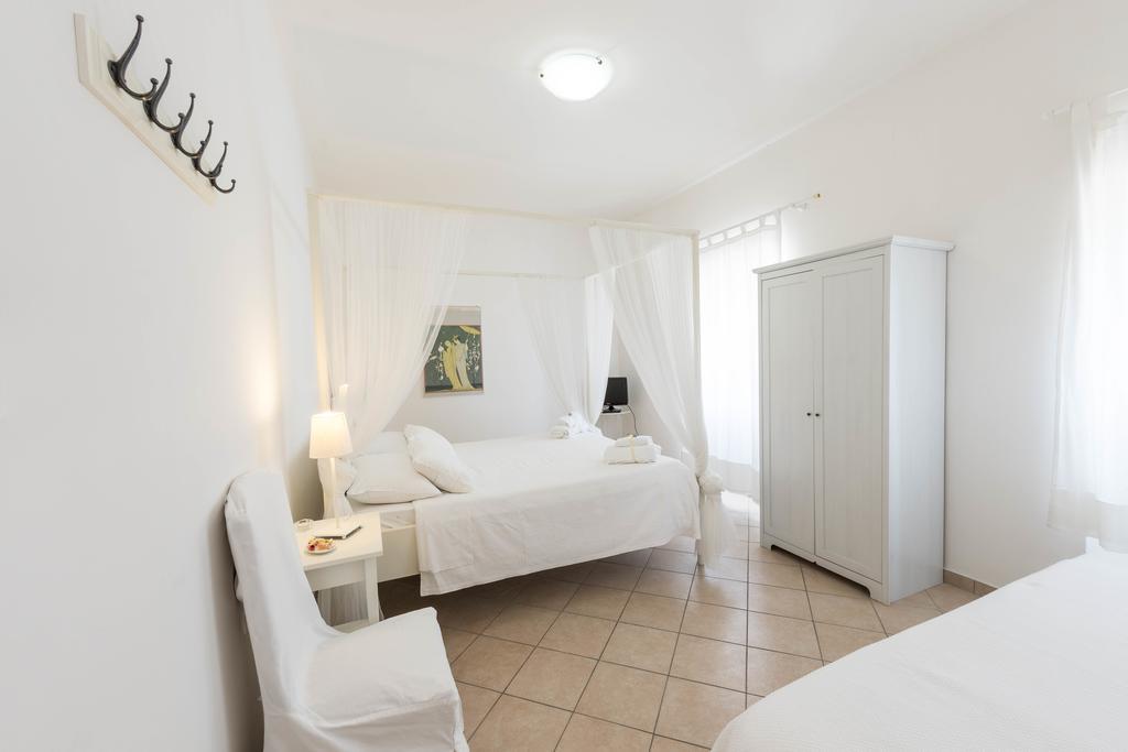 La Locanda Country House Borgo Montenero Buitenkant foto