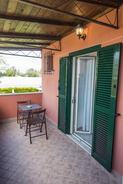 La Locanda Country House Borgo Montenero Buitenkant foto